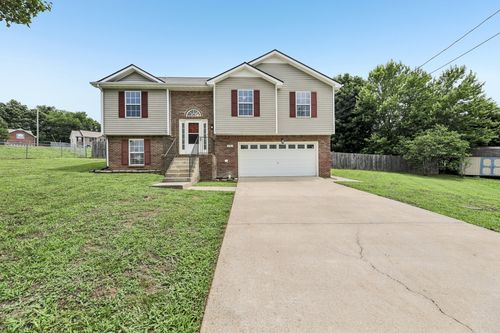 1045 Wisteria Ct, Clarksville, TN, 37040-2887 | Card Image