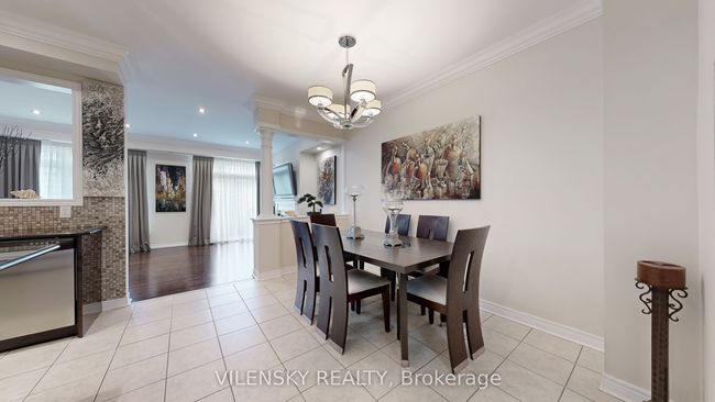 66 Littleriver Crt, House attached with 5 bedrooms, 4 bathrooms and 3 parking in Vaughan ON | Image 6