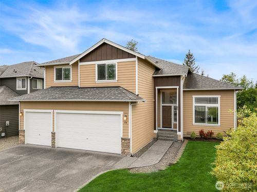 734 85th Dr Se, Lake Stevens, WA, 98258-7407 | Card Image