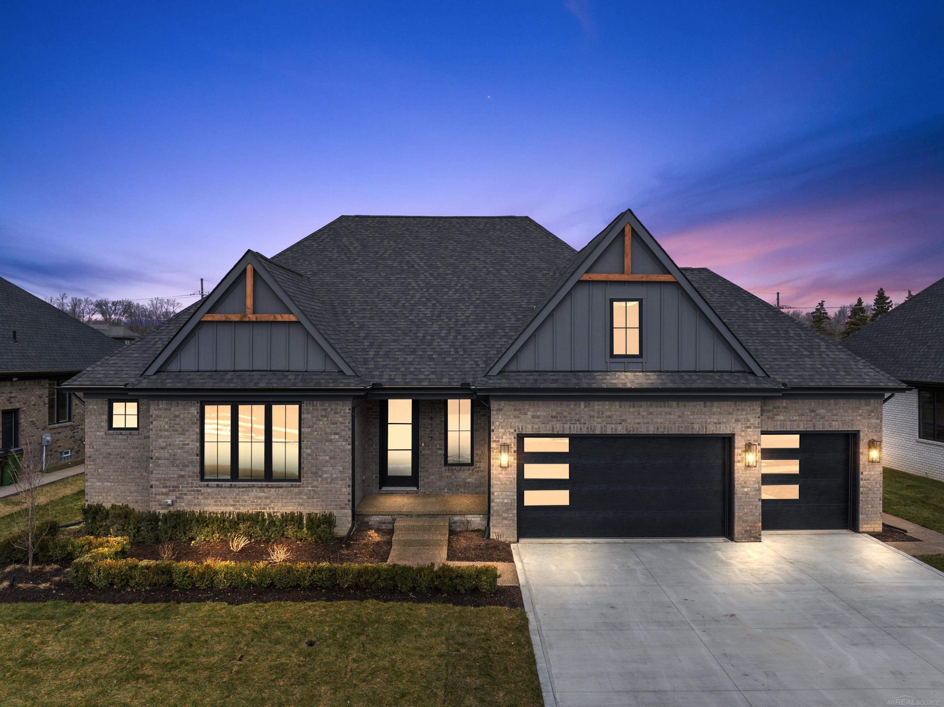 Meadowlands Ct, Washington, MI 48095