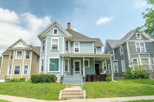 302 Prospect Ter, Freeport, IL, 61032-5661 | Card Image