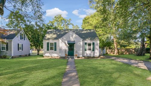 505 N Calhoun St, Tolono, IL, 61880-9539 | Card Image