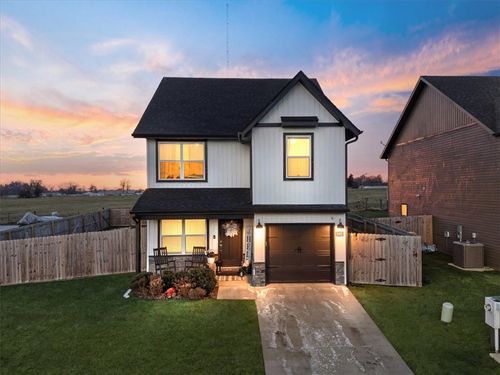 2402 S D St, Rogers, AR, 72758-3026 | Card Image