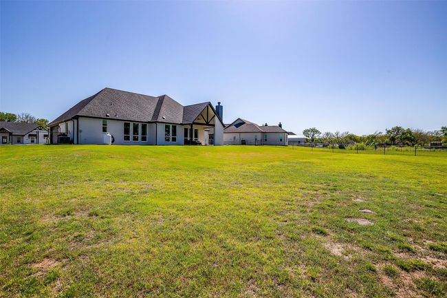 635 Winkler Way, House other with 3 bedrooms, 2 bathrooms and null parking in Springtown TX | Image 39