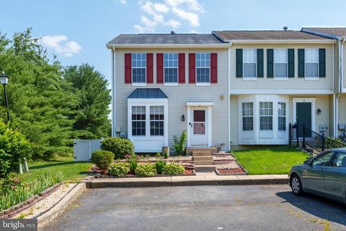 18 E Galloway Ct, NEWARK, DE, 19711-1507 | Card Image