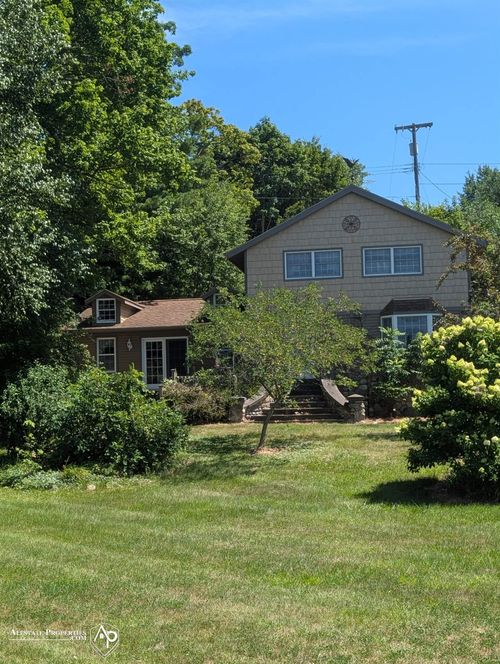 5896 Silver Birch Rd, Ortonville, MI, 48462-9519 | Card Image