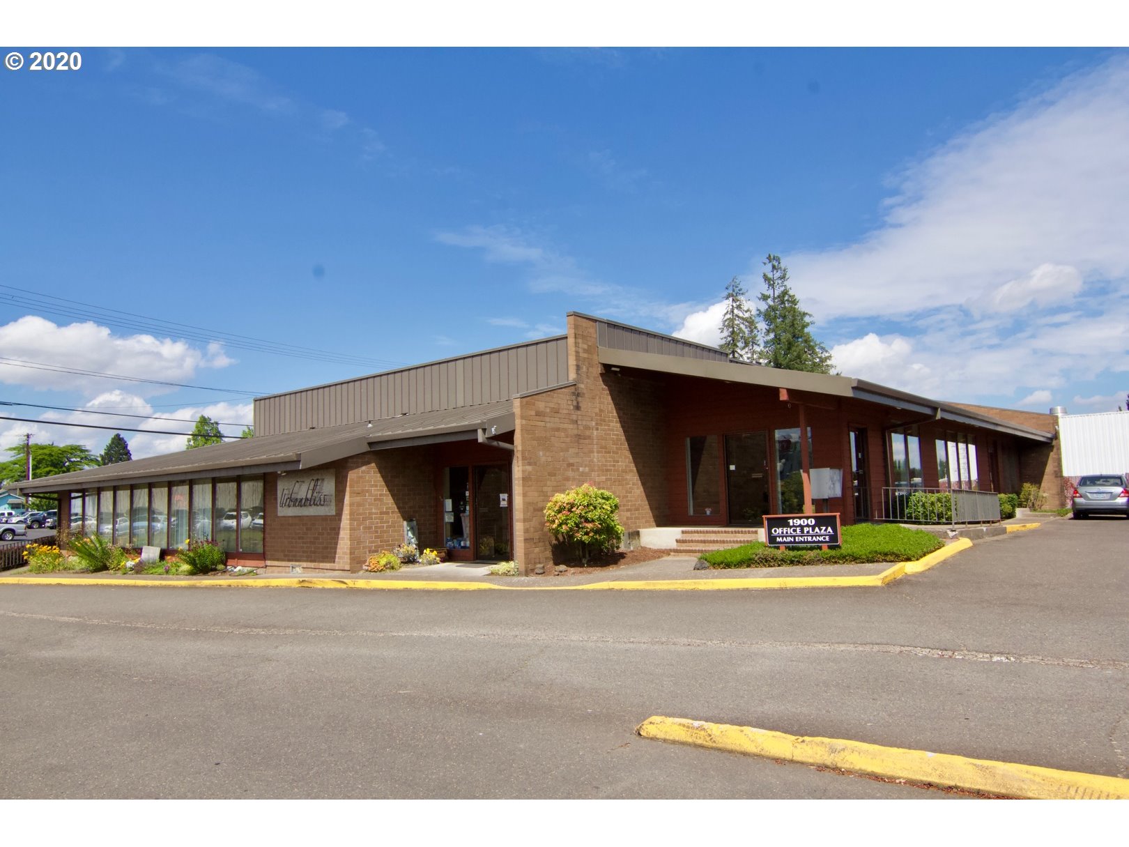 1900 Highway 99W Ne, McMinnville, OR 97128