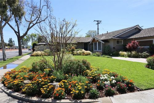 3342 Hillrose Dr, Rossmoor, CA, 90720-4802 | Card Image