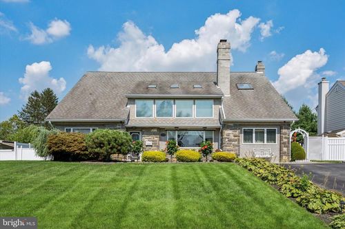 2157 Mary Ln, BROOMALL, PA, 19008-2270 | Card Image