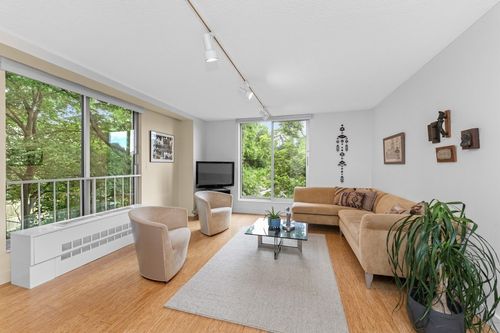 506-99 Pond Ave, Brookline, MA, 02445-7117 | Card Image
