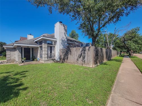 7402 Cavesson Dr, Cypress, TX, 77433-1301 | Card Image