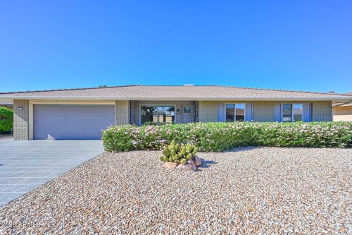 9301 W Glen Oaks Cir N, Sun City, AZ, 85351-1305 | Card Image