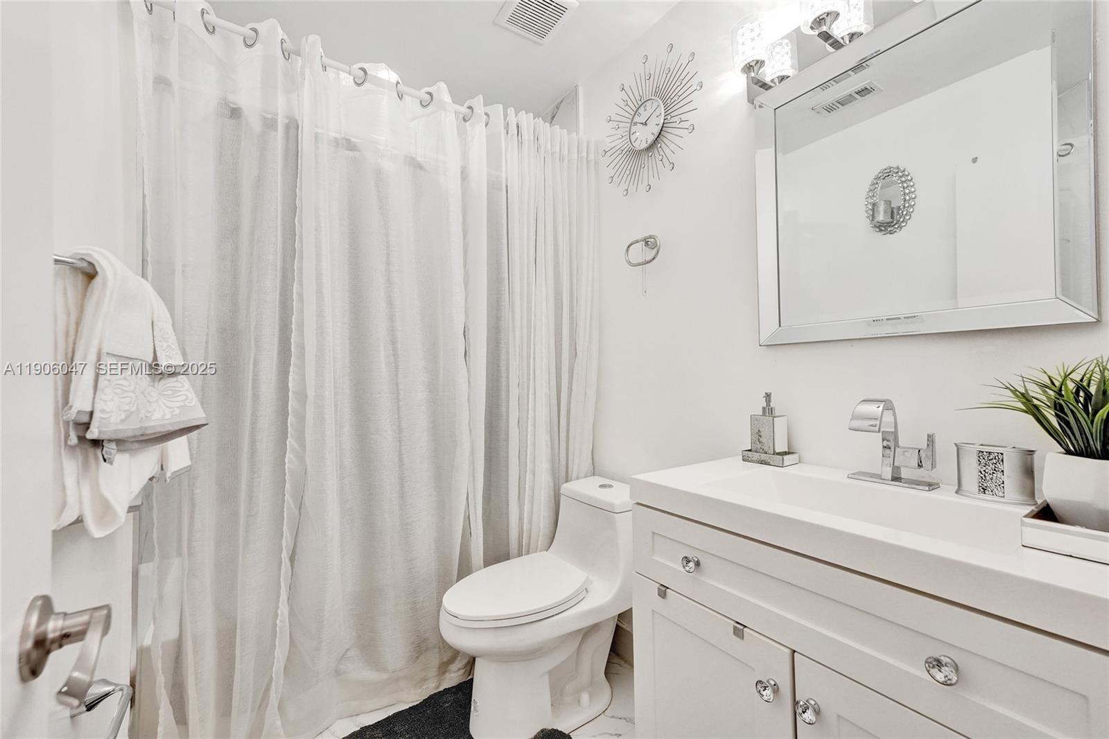 Residential in Pembroke Pines 4