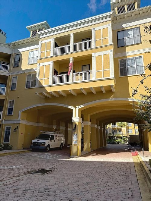 401-860 N Orange Ave, Orlando, FL, 32801-1061 | Card Image