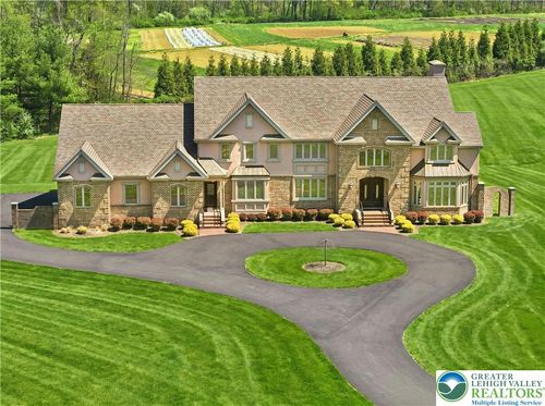 3200 Creamery Rd, New Hope, PA, 18938-5630 | Card Image