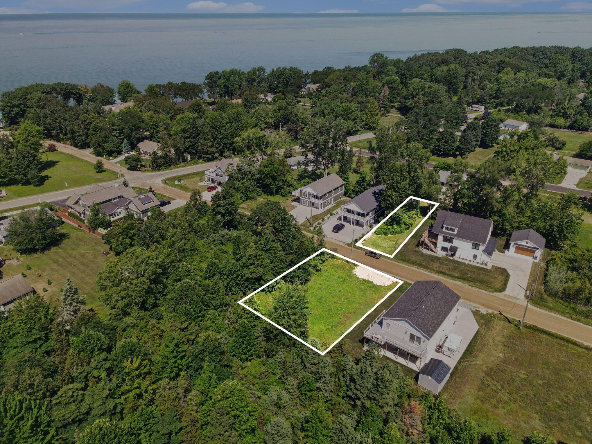 Land in South Haven