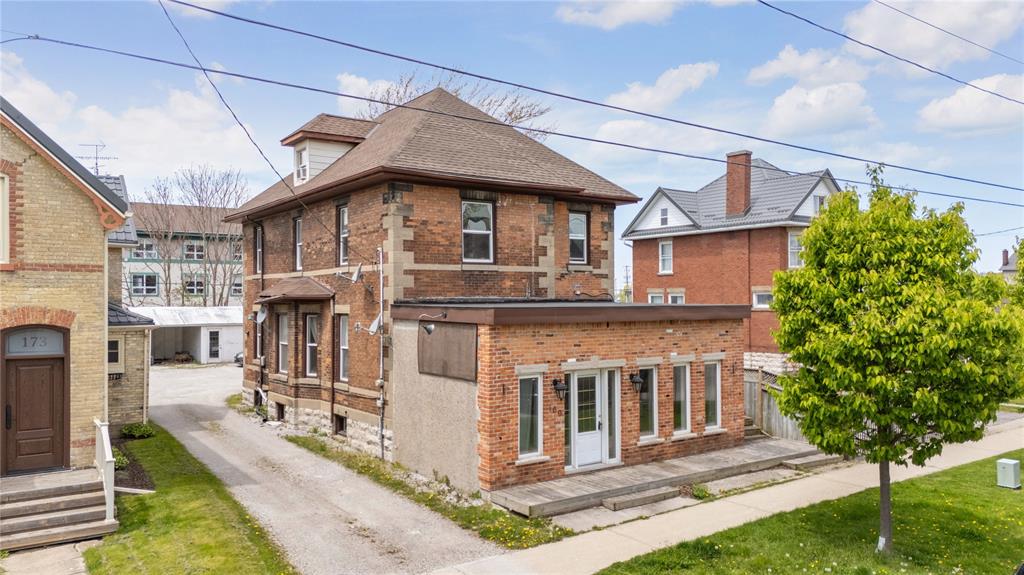 Residential Income in Sarnia