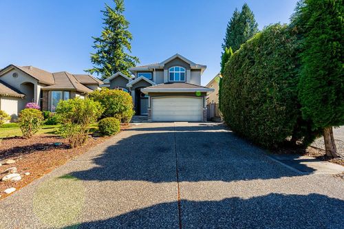 16518 108a Avenue, Surrey, BC, V4N5B9 | Card Image