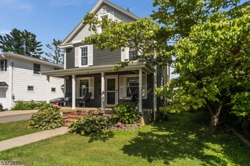 138 E Prospect St, Hackettstown, NJ, 07840-1349 | Card Image