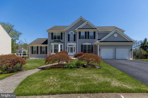211 Robin Redbreast Rd, NEWARK, DE, 19711-4121 | Card Image