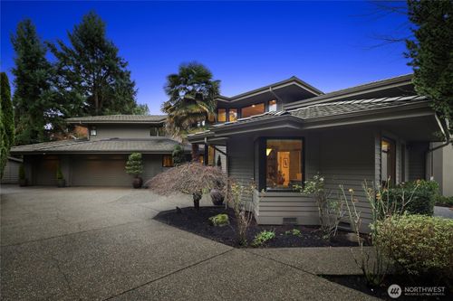 10535 Ne 53rd St, Kirkland, WA, 98033-7422 | Card Image