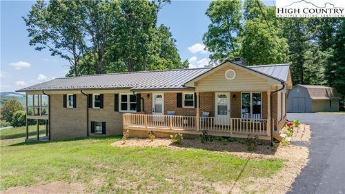 396 Doctors St, Sparta, NC, 28675-9372 | Card Image