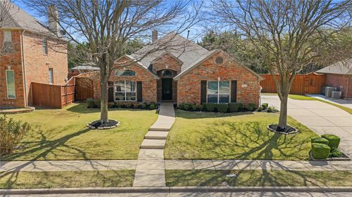 220 Creekside Dr, Murphy, TX, 75094-4327 | Card Image