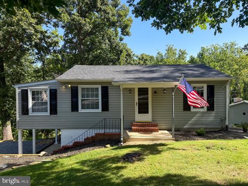 98 Greenwood Rd, HARPERS FERRY, WV, 25425-6973 | Card Image