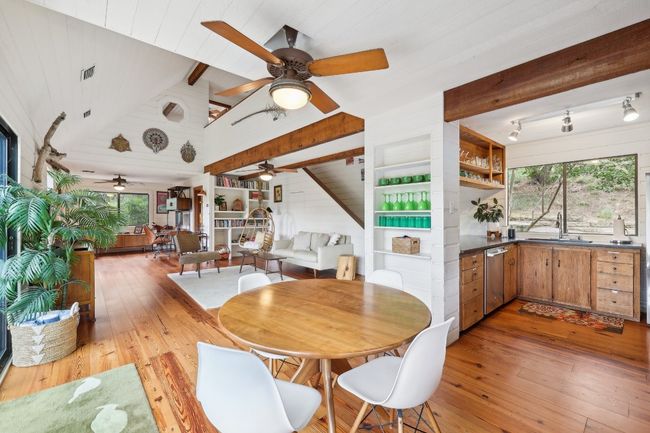 1002 Jousting Pl, House other with 3 bedrooms, 3 bathrooms and 4 parking in Austin TX | Image 7