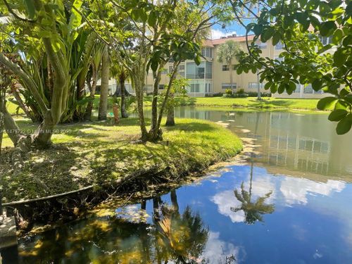 apt-204-5051 W Oakland Park Blvd, Lauderdale Lakes, FL, 33313-1519 | Card Image