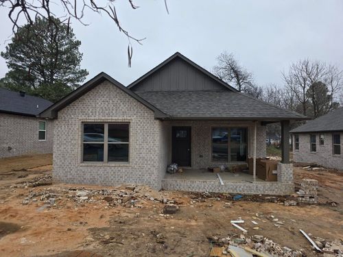 802 N 3rd St, Paragould, AR, 72450-2911 | Card Image