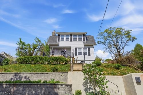 212 William St, Boonton Twp, NJ, 07005-1724 | Card Image