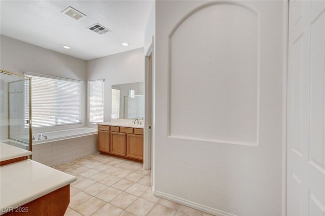 7504 Via Sistina St, House other with 3 bedrooms, 4 bathrooms and null parking in Las Vegas NV | Image 36