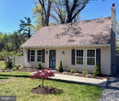 11 N Central Ave, SICKLERVILLE, NJ, 08081-9356 | Card Image