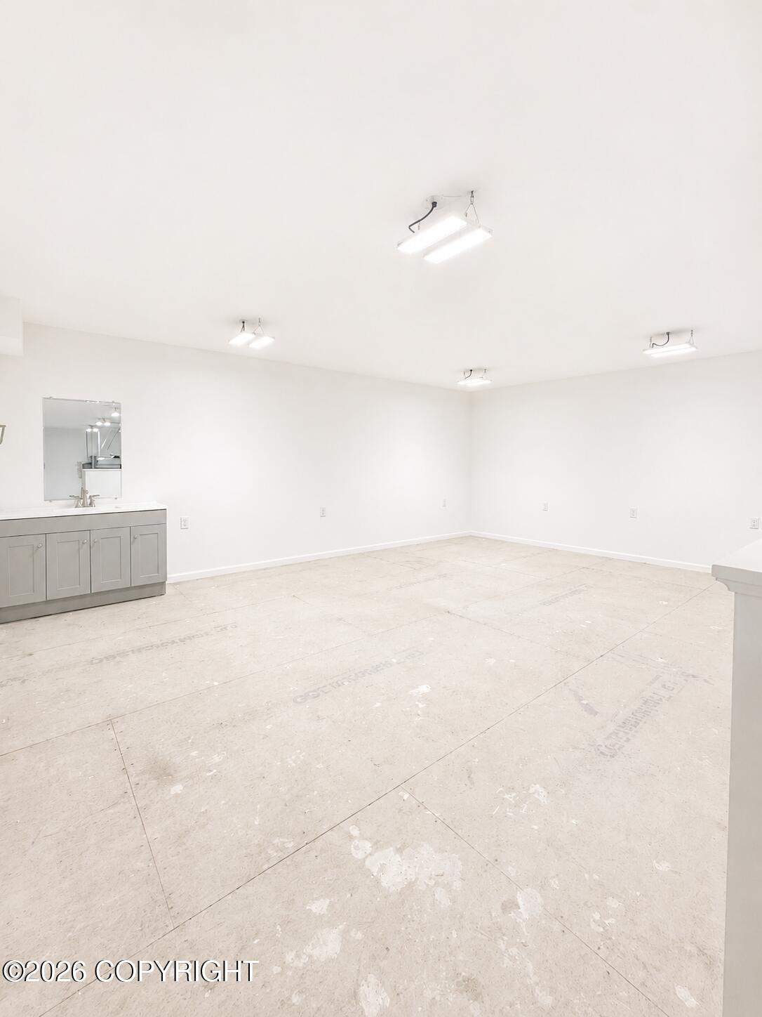 Commercial Sale in Soldotna