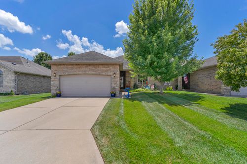 2408 W Deerbrooke Trl, Ozark, MO, 65721-8059 | Card Image