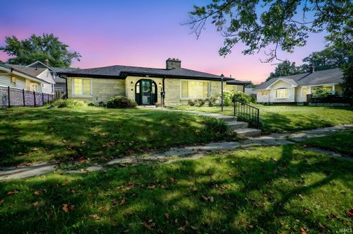 508 Glendale Dr, Frankfort, IN, 46041-3120 | Card Image
