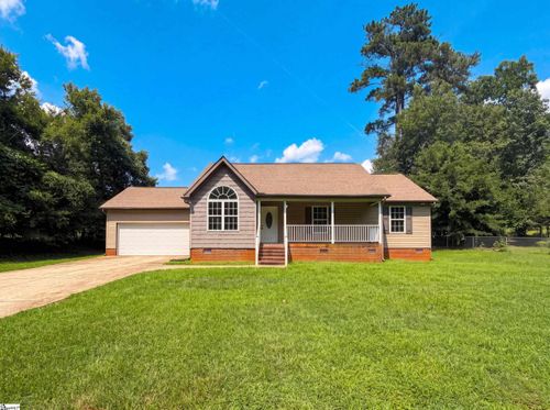116 Fernwood Dr, Easley, SC, 29640-8831 | Card Image