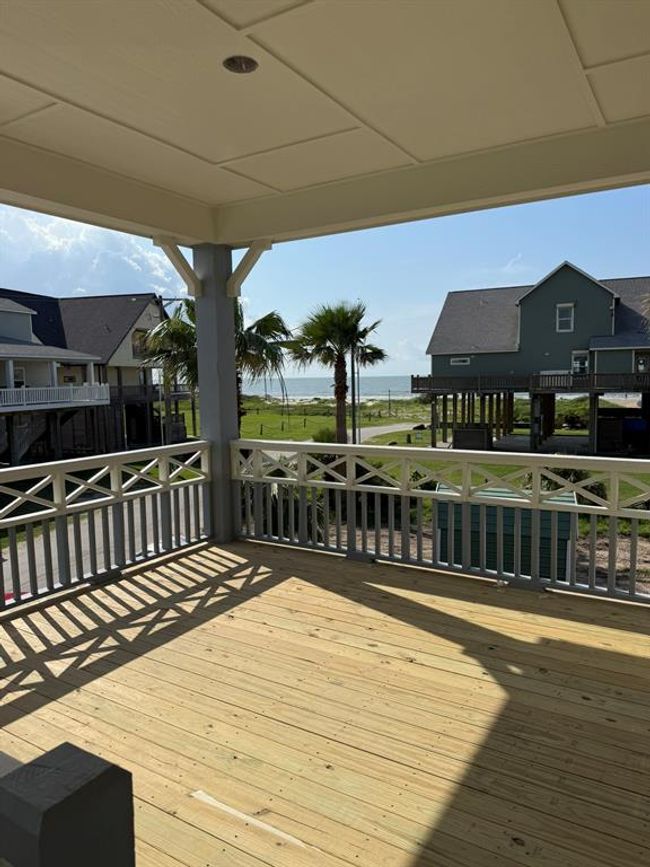 867 Bavers Ln, House other with 4 bedrooms, 3 bathrooms and 1 parking in Crystal Beach TX | Image 28