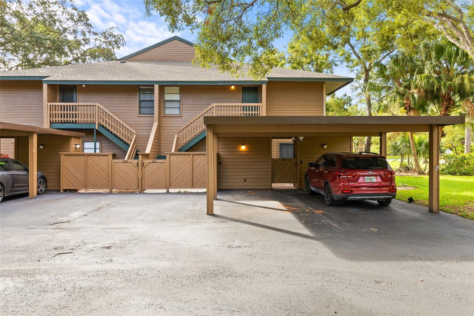 Lennox Rd, Palm Harbor, FL 34683