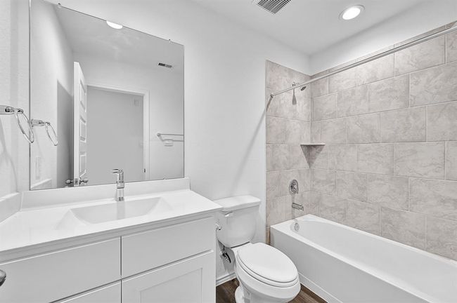 *Images and 3D tour is for illustration only and options may vary from home as built. | Image 7
