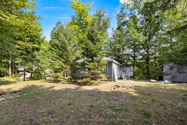 87 Sibbald Cres, House other with 2 bedrooms, 1 bathrooms and 2 parking in Sutton West ON | Image 6