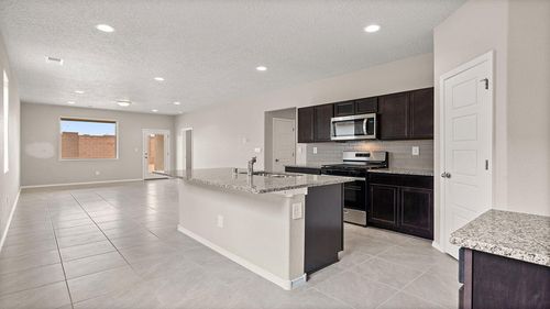 4 El Nido Court Sw, Los Lunas, NM, 87031 | Card Image