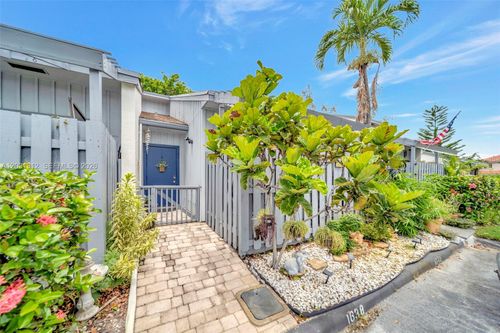 1638 N 15th Ter, Hollywood, FL, 33020-3268 | Card Image