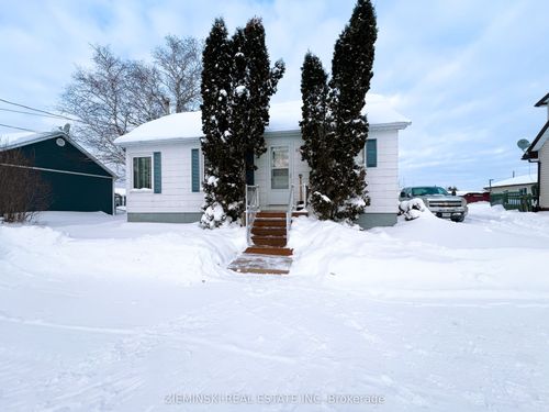 68 Second Ave, Smooth Rock Falls, ON, P0L2B0 | Card Image