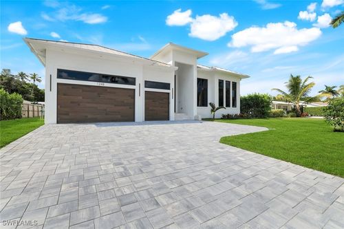 1248 13th Ave N, NAPLES, FL, 34102-5242 | Card Image