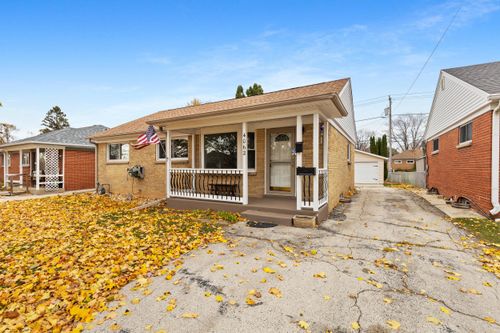 4062 S Troy Ave, Saint Francis, WI, 53235-4853 | Card Image