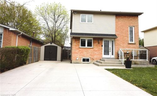 37 Brewster St, Hamilton, ON, L8T4R6 | Card Image
