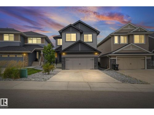 325 Annandale Cres, Sherwood Park, AB, T8H1A6 | Card Image