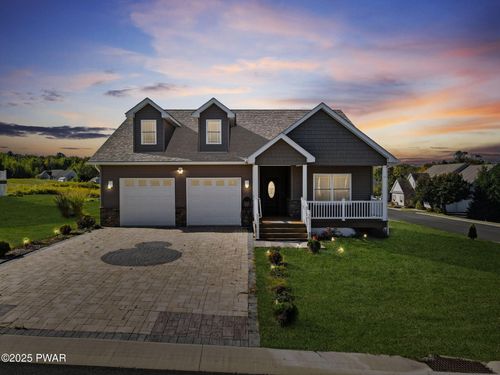 251 Mountainview Dr, Jefferson Township, PA, 18436-4626 | Card Image